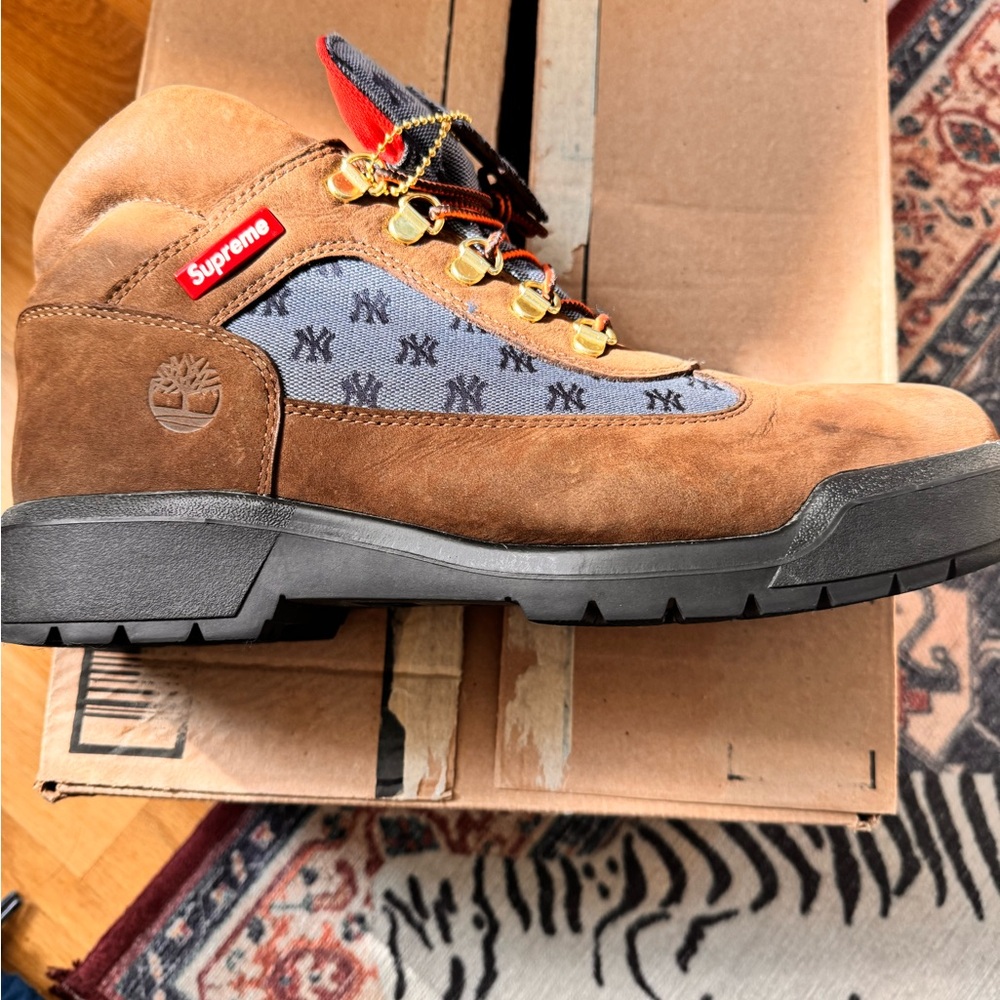 Supreme timberland Brown and blue Men's Boots - Picture 9 of 10